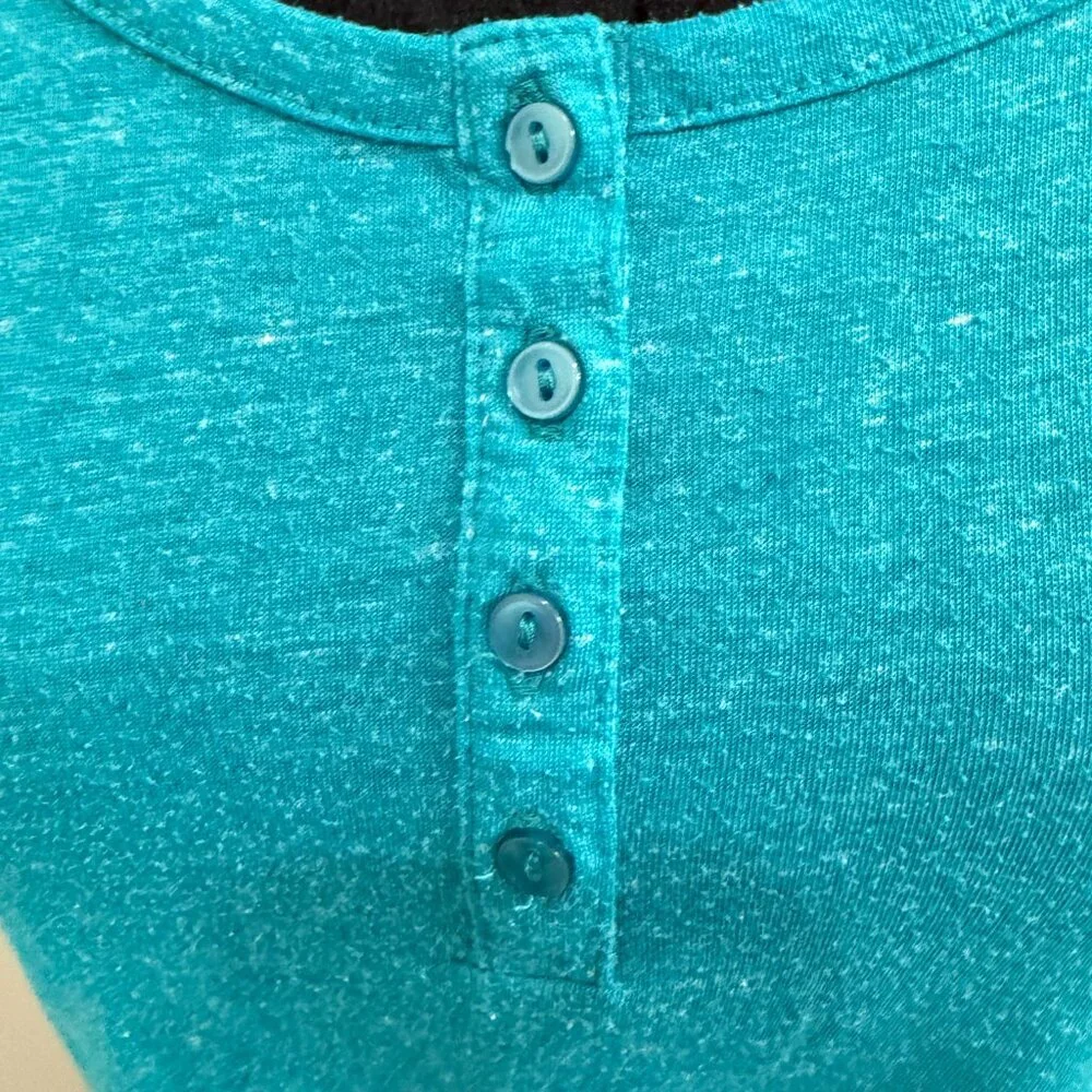 Oakley Shirt Women's Medium Blue Top - Picture 2 of 8